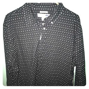 Old Navy Long Sleeve Button Shirt. Regular Fit.